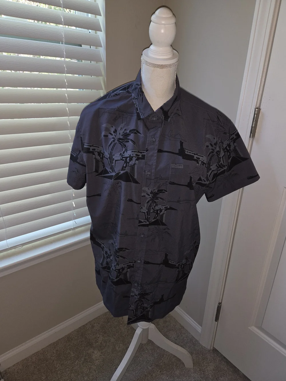Men's Short-Sleeve Retro Rifle Tactical Palm And Rifles Shirt